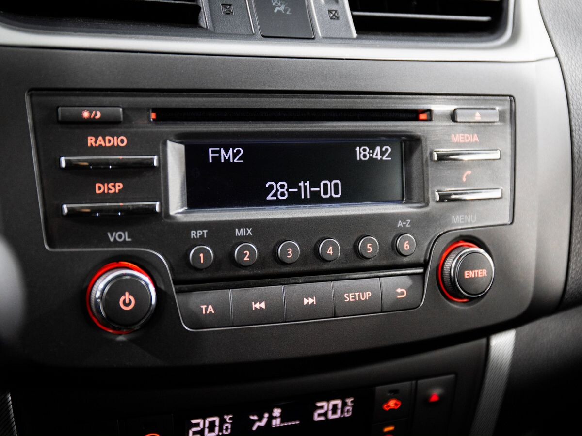 Nissan Sentra 2014 - фото автомобиля