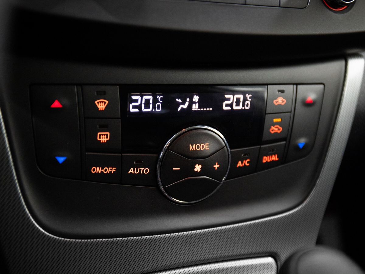 Nissan Sentra 2014 - фото автомобиля