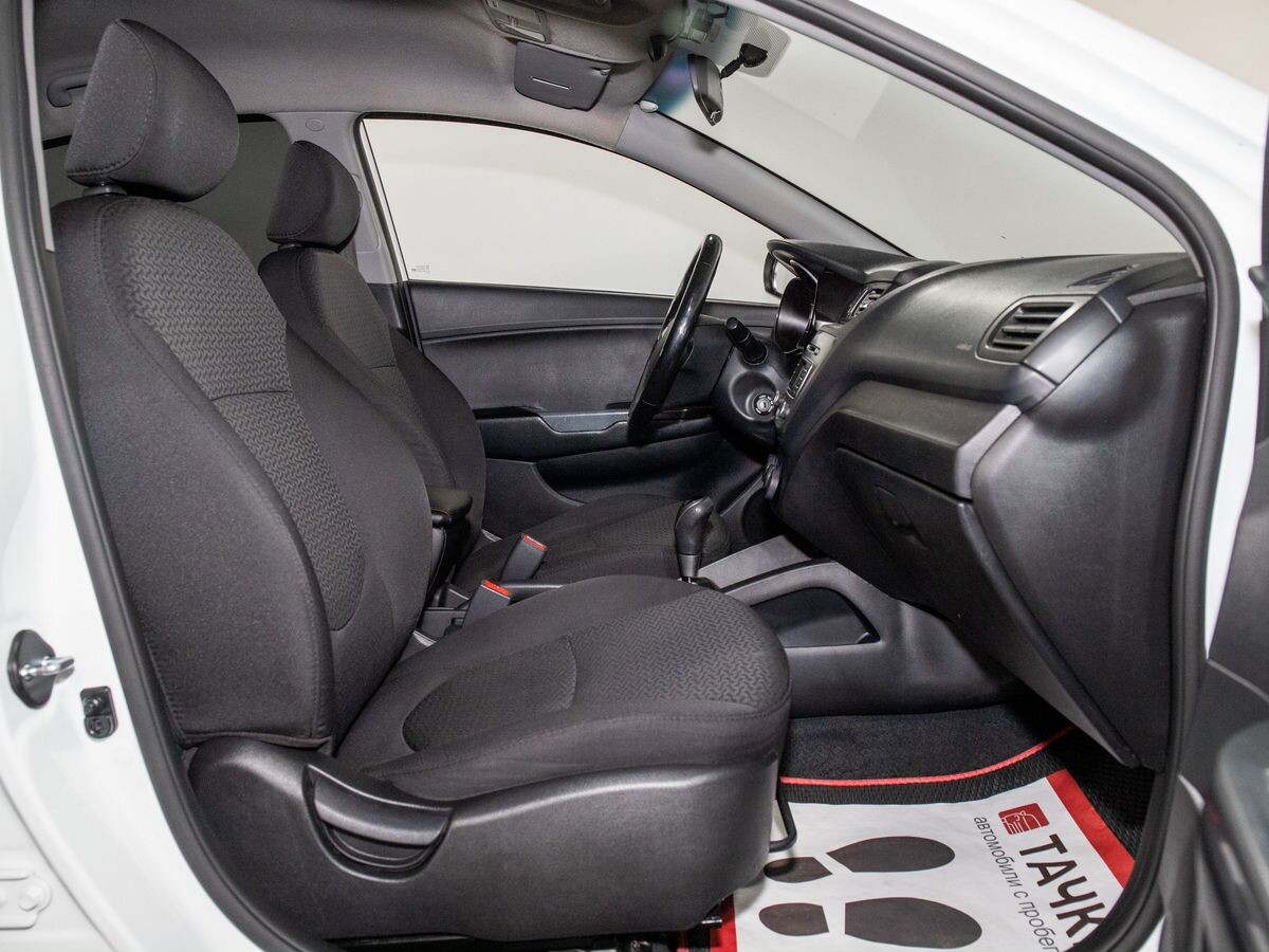 Kia Rio 2016 - фото автомобиля