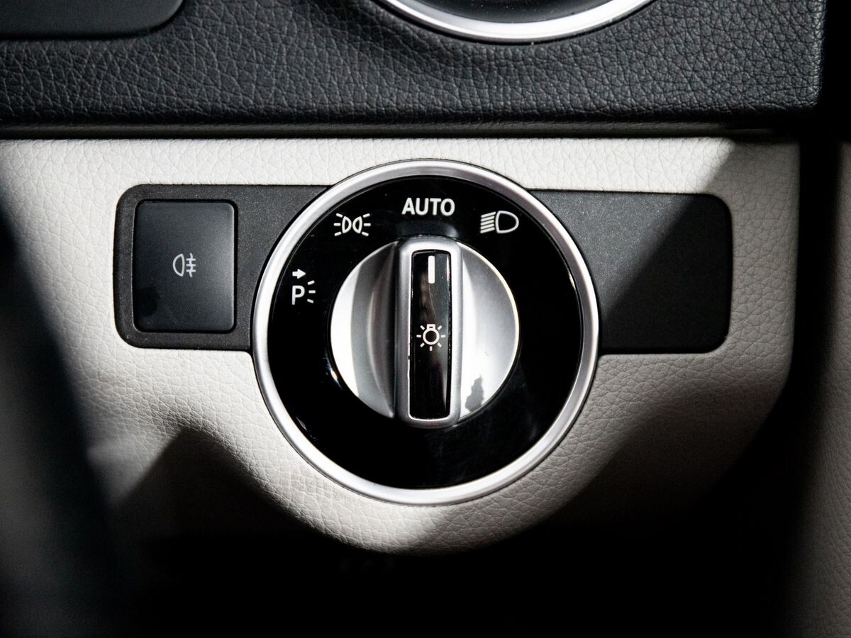 Mercedes-Benz C-Class 2013 - фото автомобиля