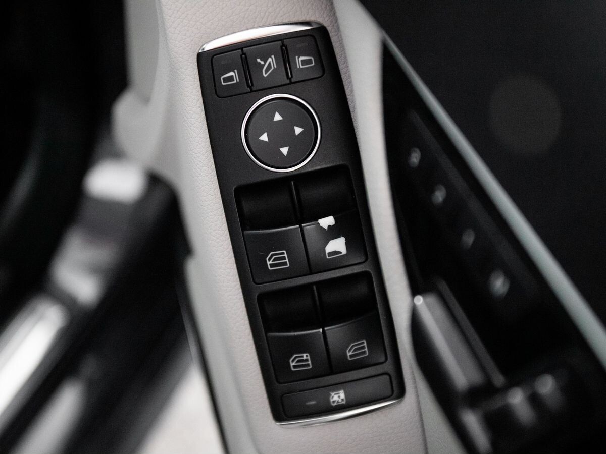 Mercedes-Benz C-Class 2013 - фото автомобиля