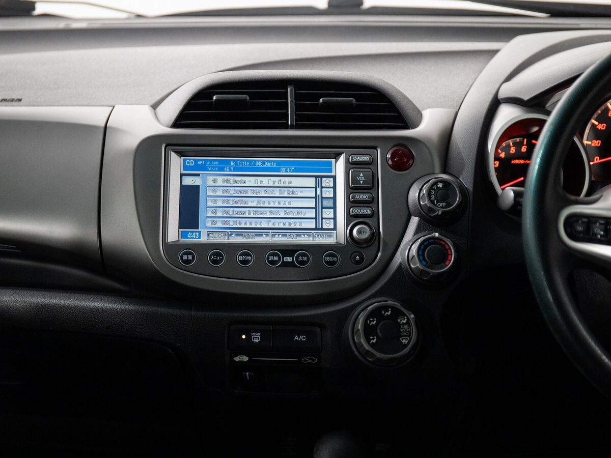 Honda Fit 2009 - фото автомобиля