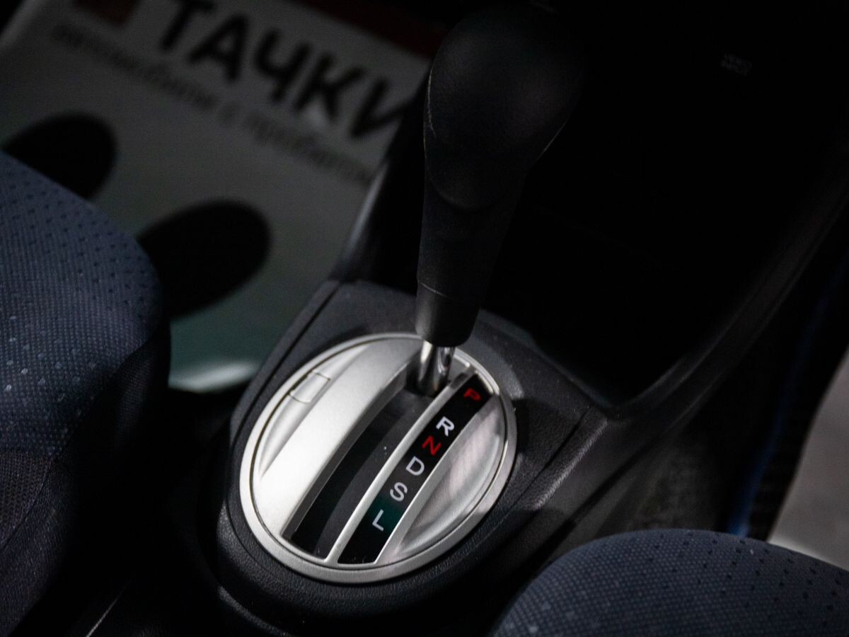 Honda Fit 2009 - фото автомобиля