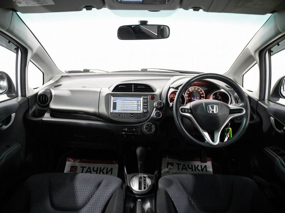 Honda Fit 2009 - фото автомобиля