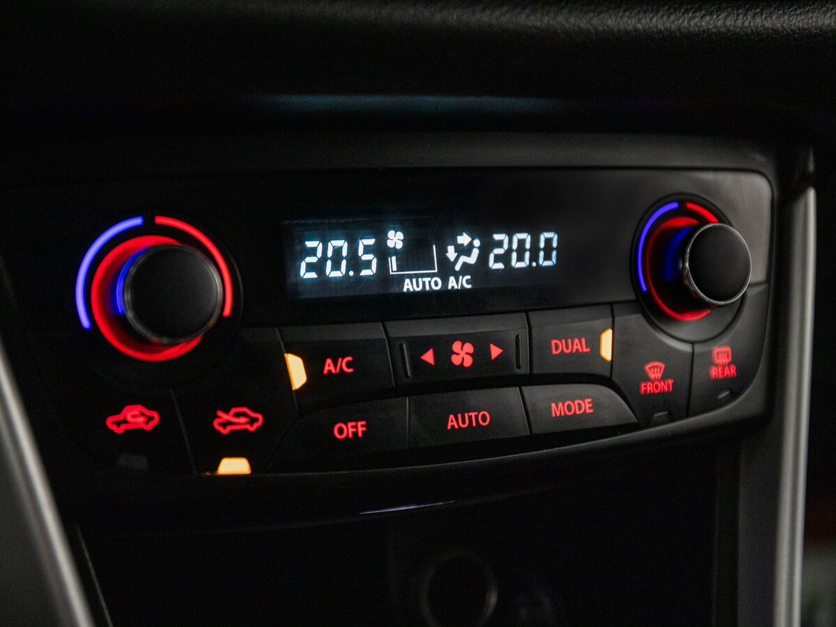 Suzuki SX4 2014 - фото автомобиля