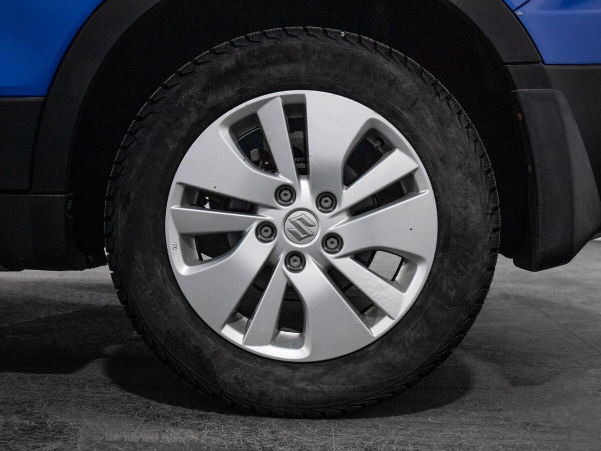 Suzuki SX4 2014 - фото автомобиля