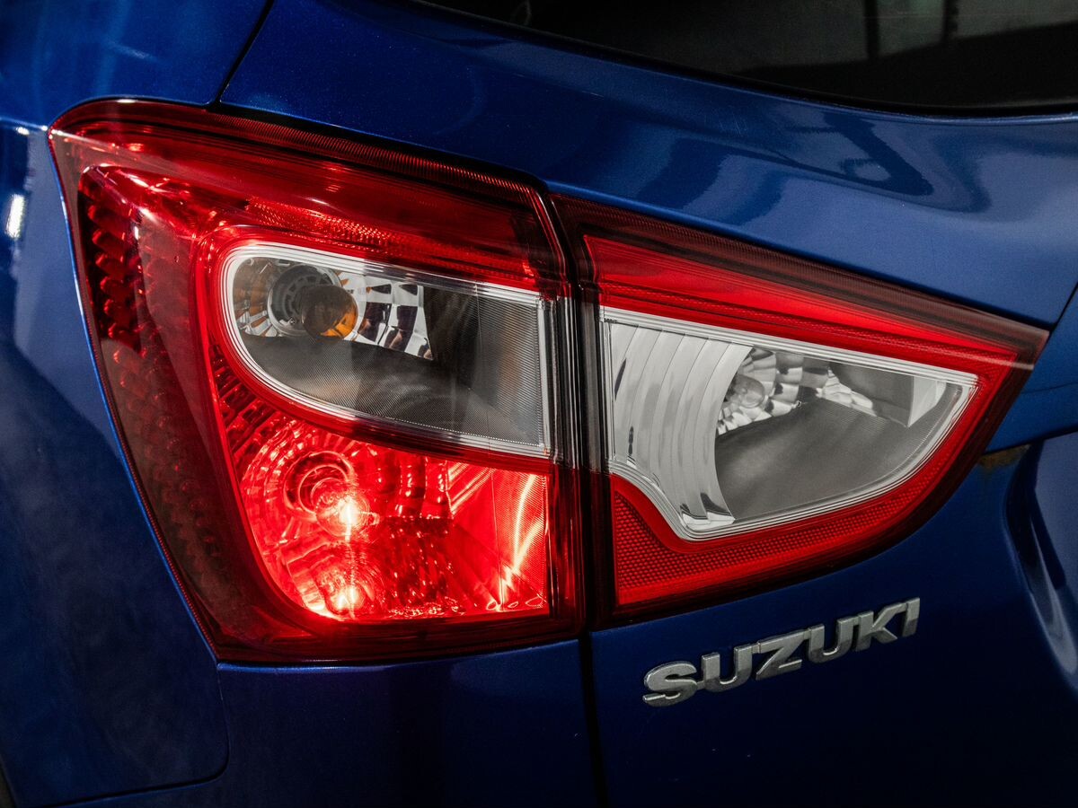 Suzuki SX4 2014 - фото автомобиля