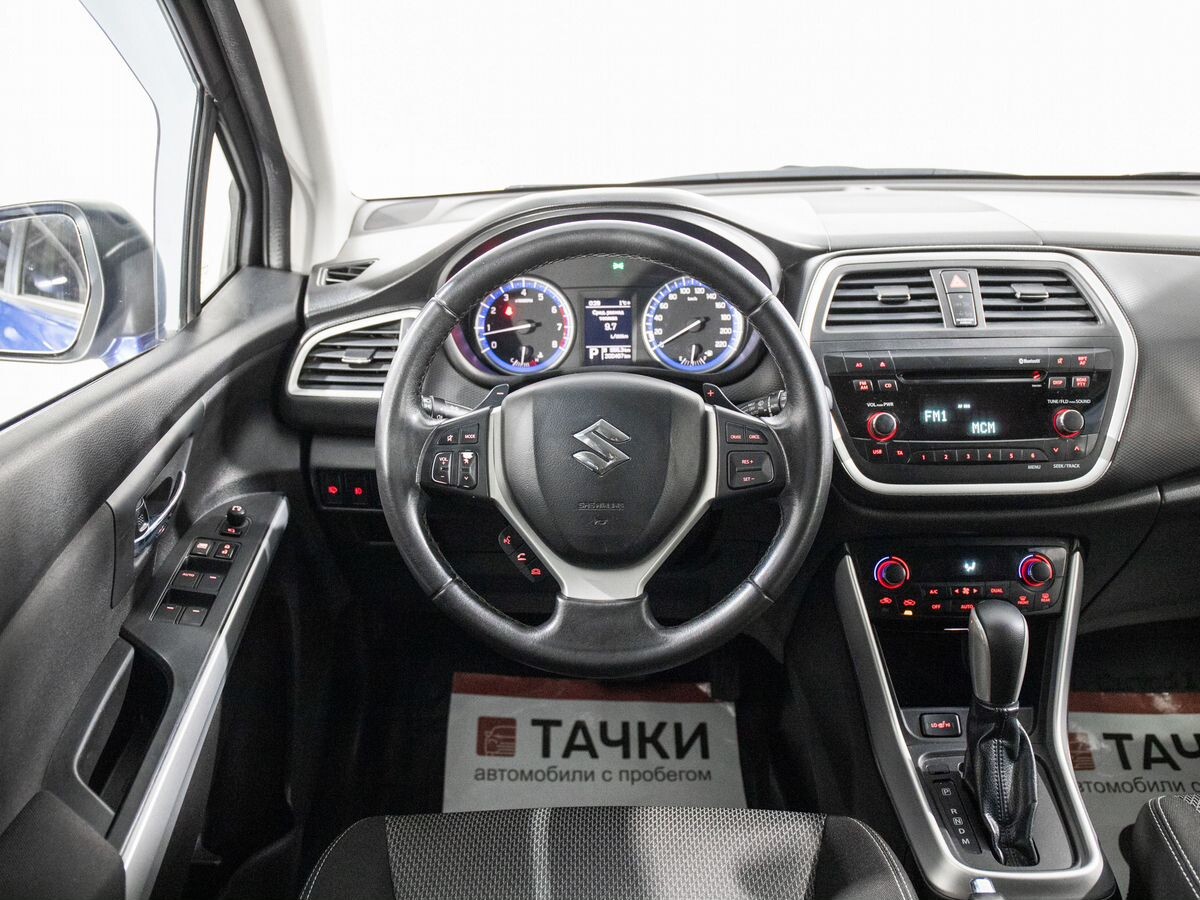 Suzuki SX4 2014 - фото автомобиля