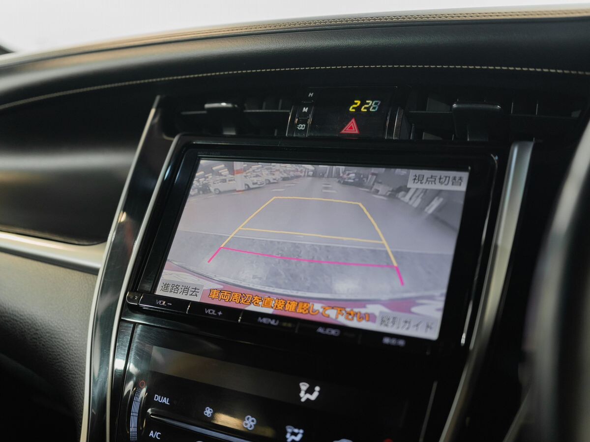 Toyota Harrier 2014 - фото автомобиля