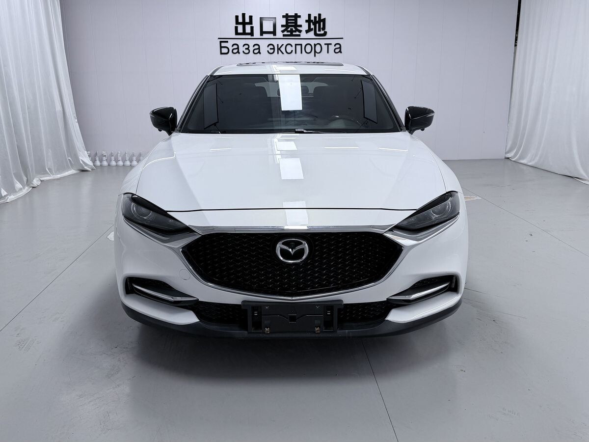 Mazda CX-4 2023 - фото автомобиля