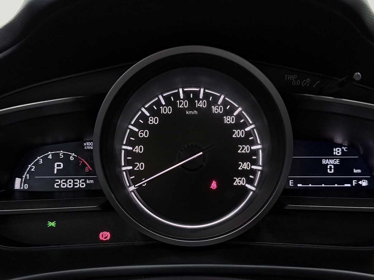 Mazda CX-4 2023 - фото автомобиля