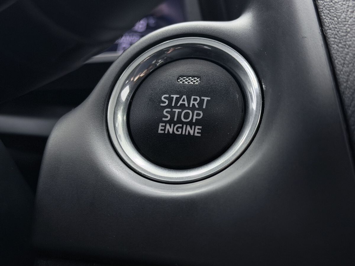 Mazda CX-4 2023 - фото автомобиля