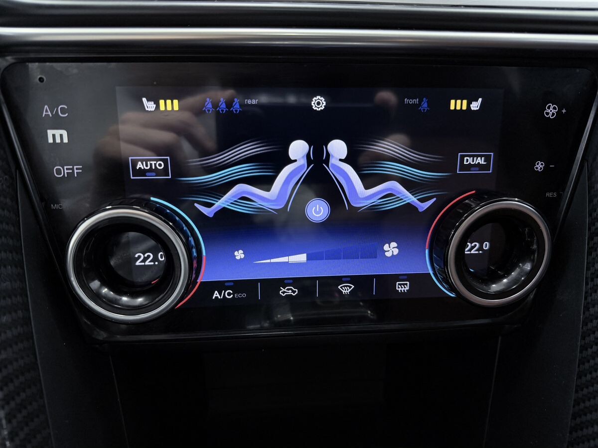 Mazda CX-4 2023 - фото автомобиля