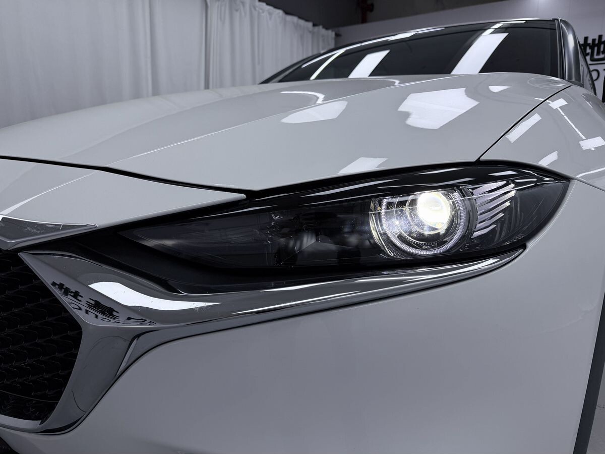 Mazda CX-4 2023 - фото автомобиля