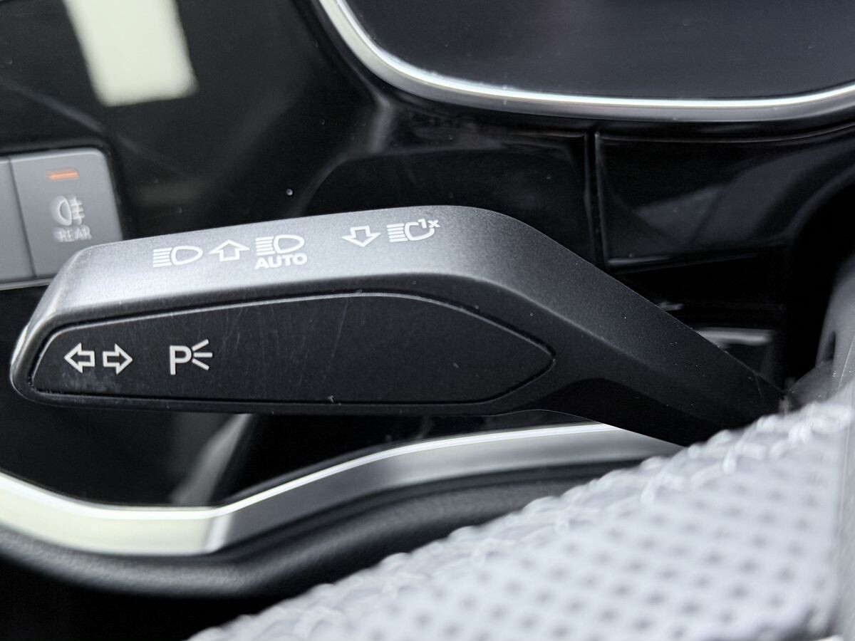 Audi Q3 Sportback 2022 - фото автомобиля