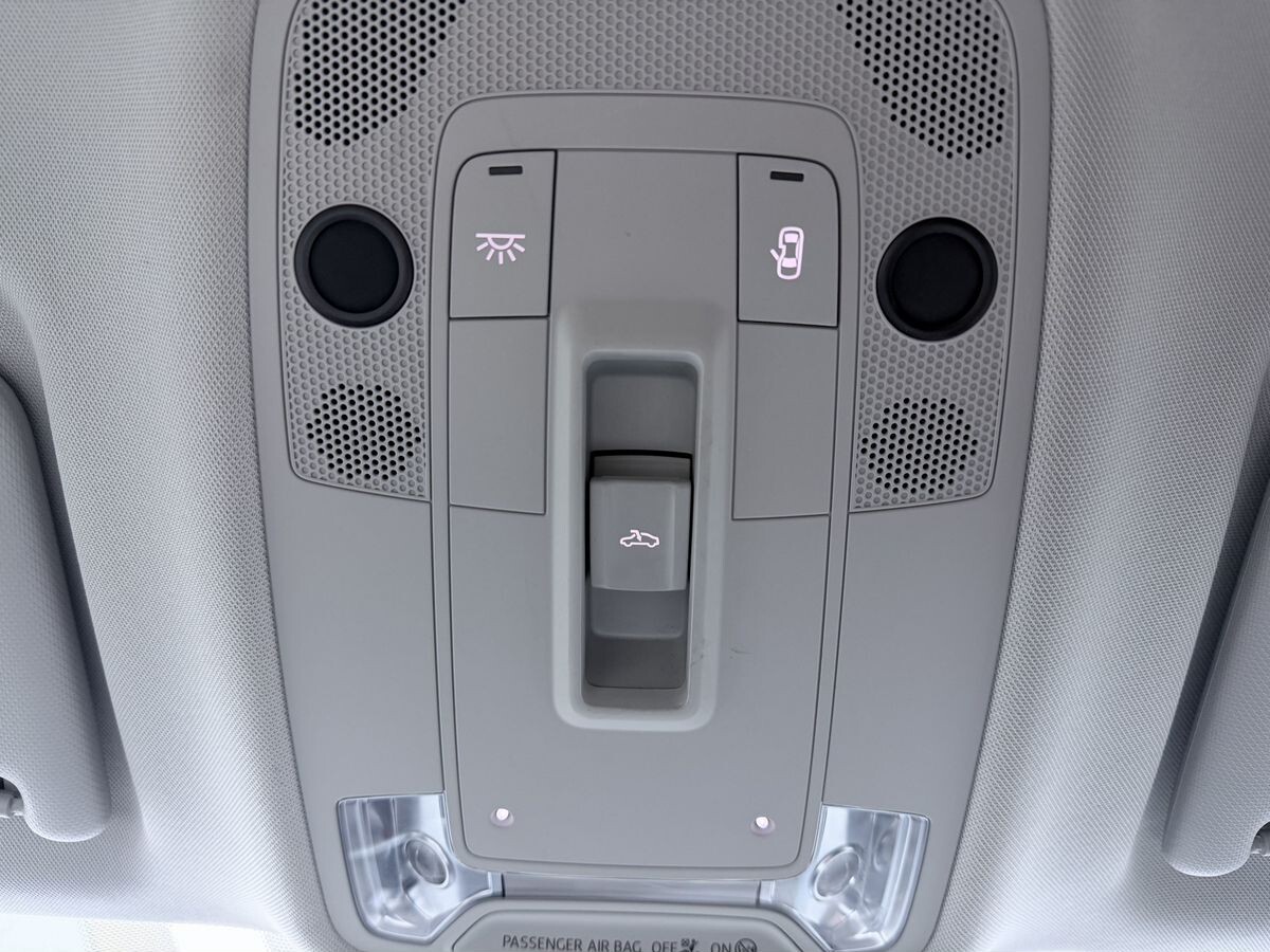 Audi Q3 Sportback 2022 - фото автомобиля