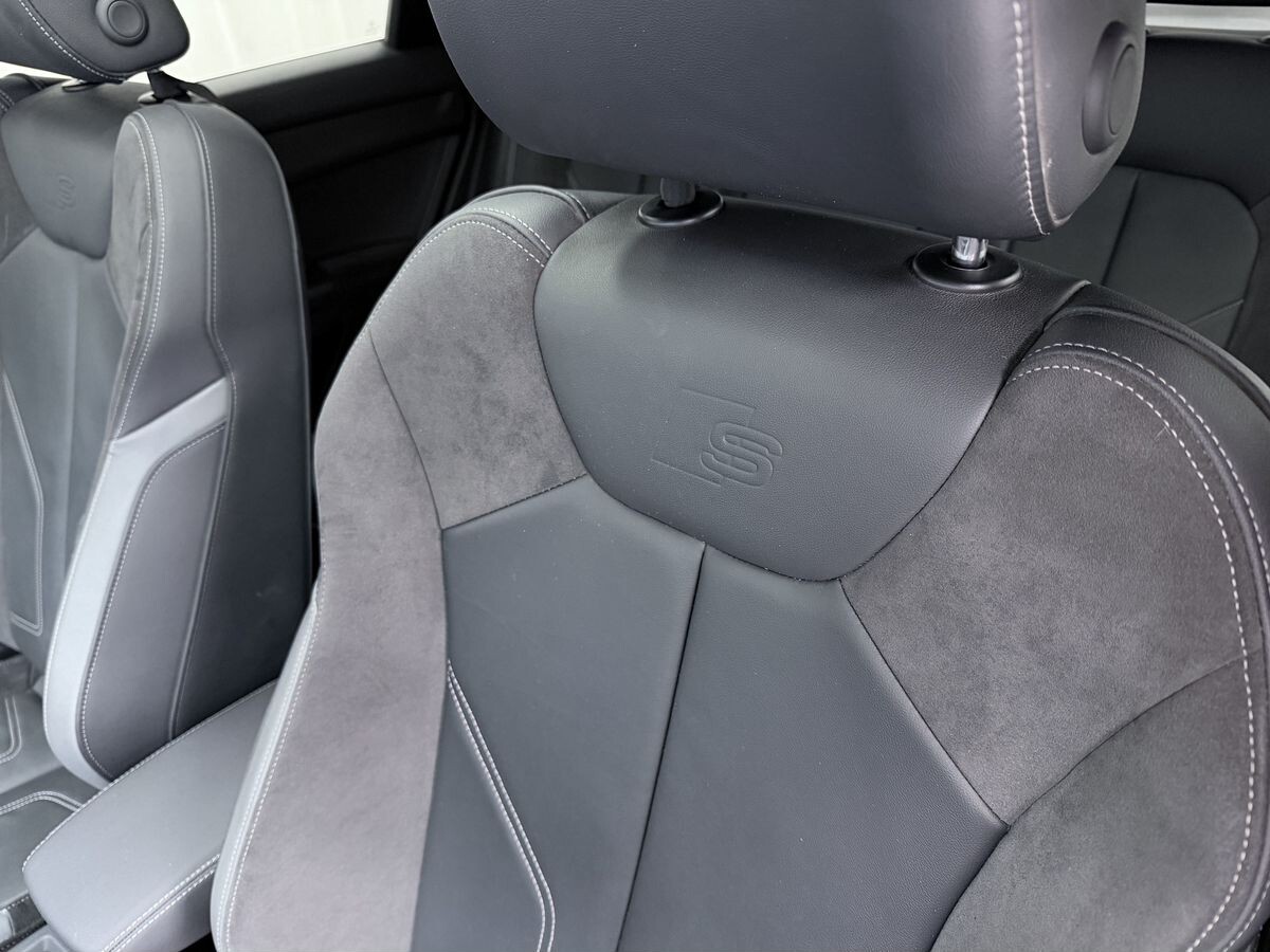 Audi Q3 Sportback 2022 - фото автомобиля