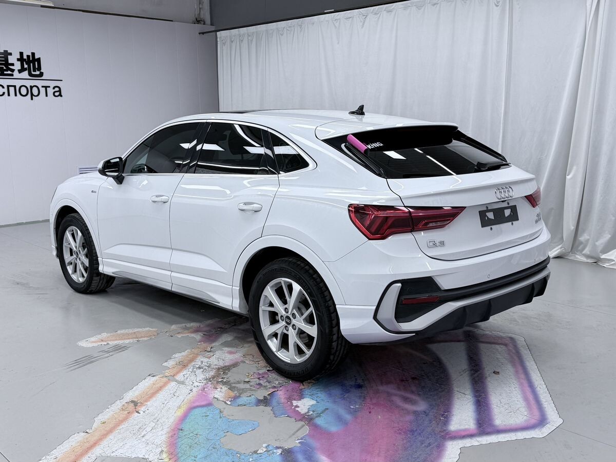 Audi Q3 Sportback 2022 - фото автомобиля