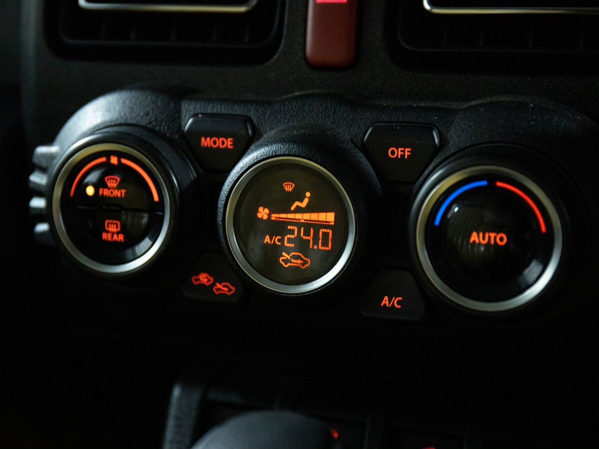 Suzuki Jimny Sierra 2021 - фото автомобиля