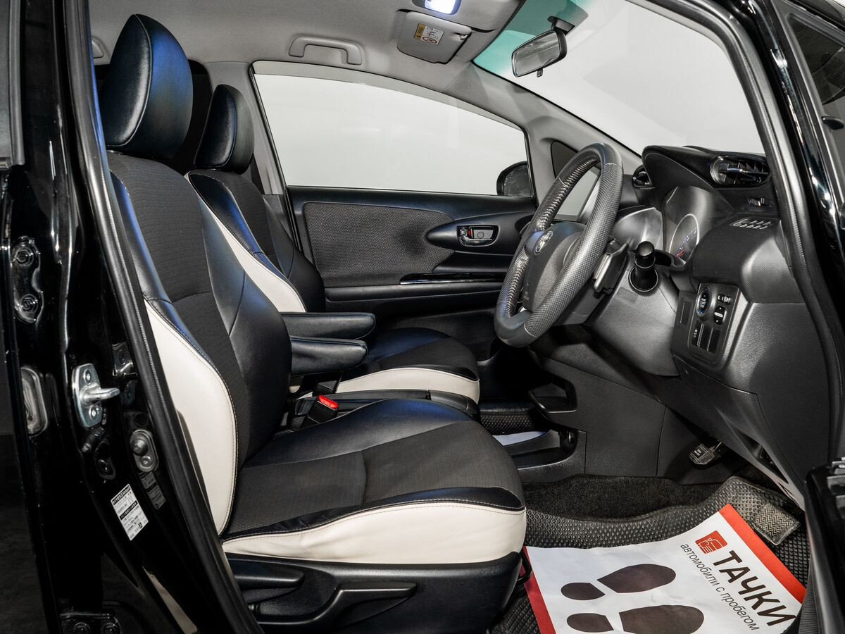 Toyota Wish 2016 - фото автомобиля