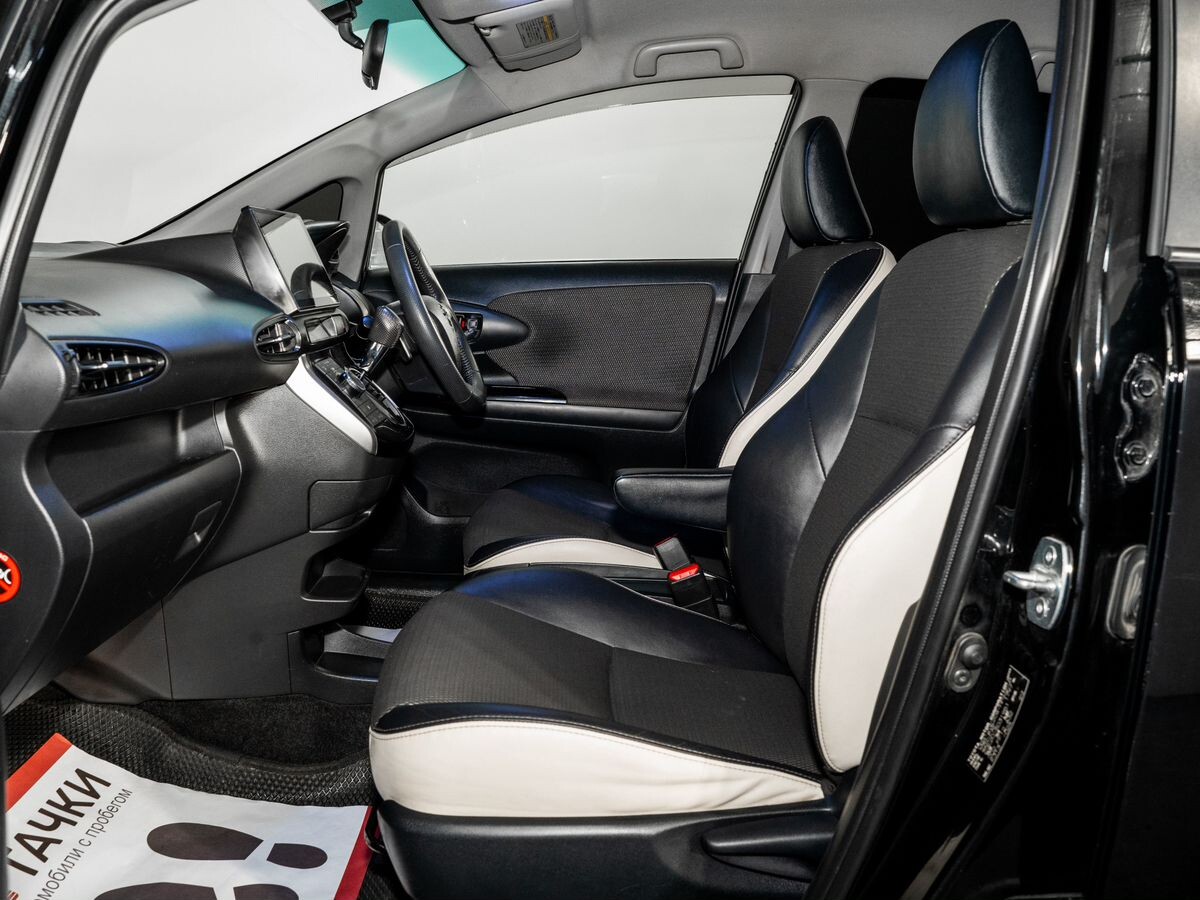 Toyota Wish 2016 - фото автомобиля