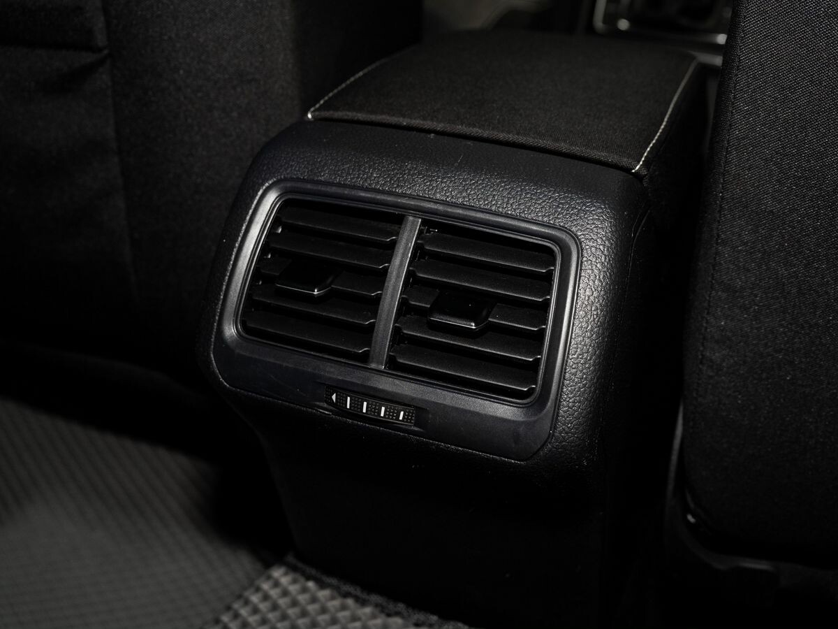 Volkswagen Golf 2014 - фото автомобиля