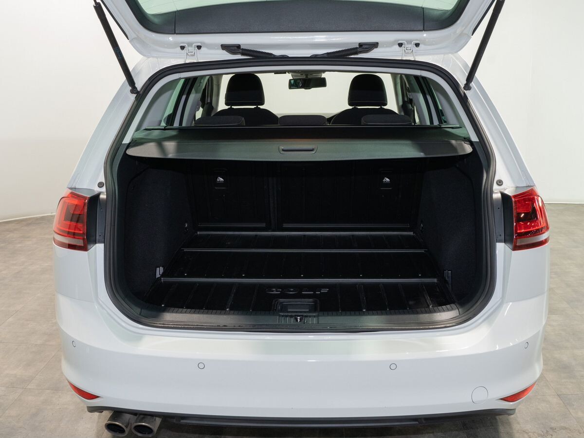 Volkswagen Golf 2014 - фото автомобиля