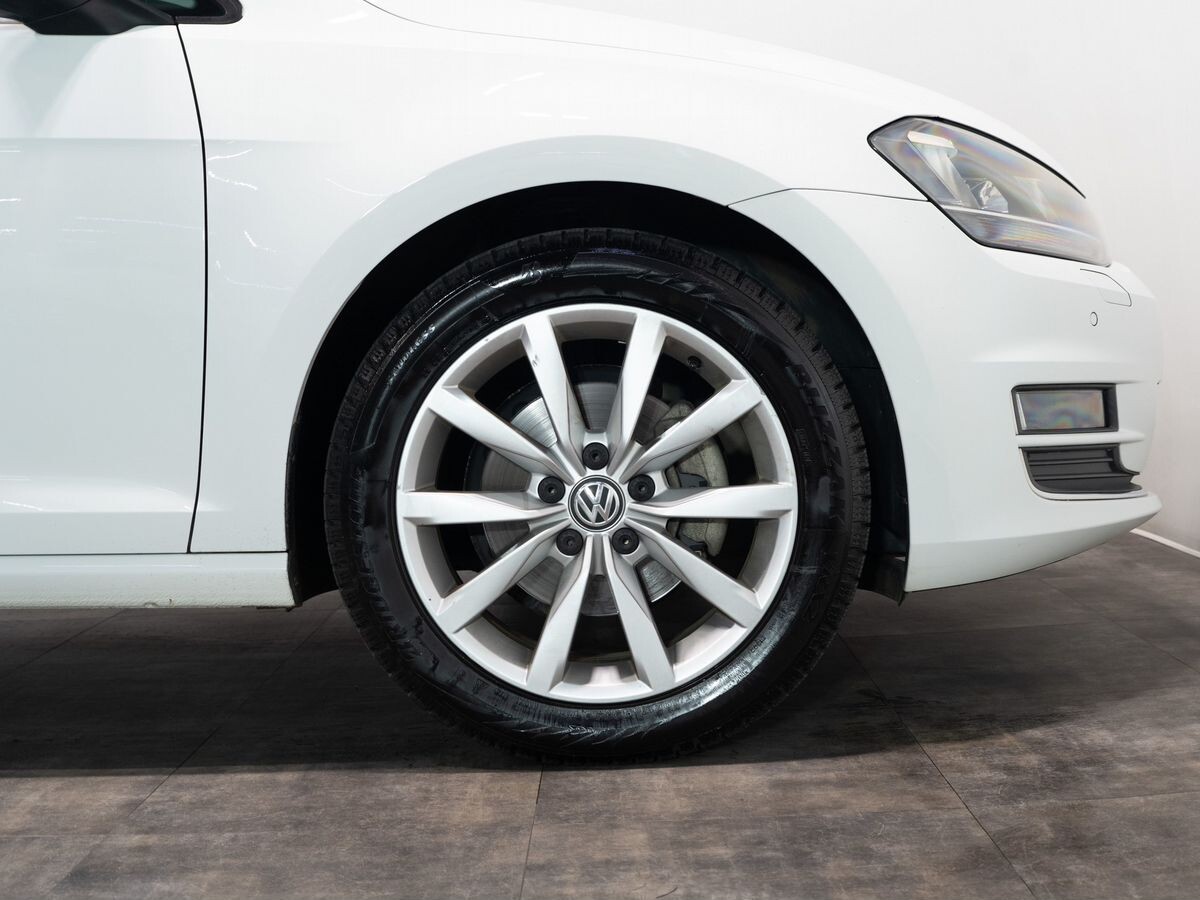 Volkswagen Golf 2014 - фото автомобиля