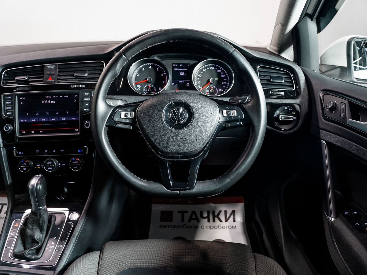 Volkswagen Golf 2014 - фото автомобиля