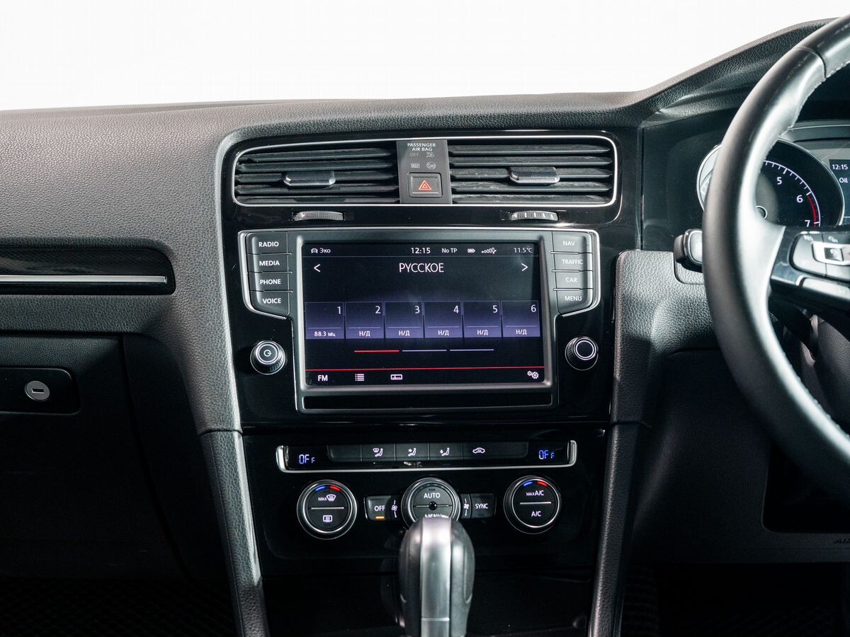 Volkswagen Golf 2014 - фото автомобиля