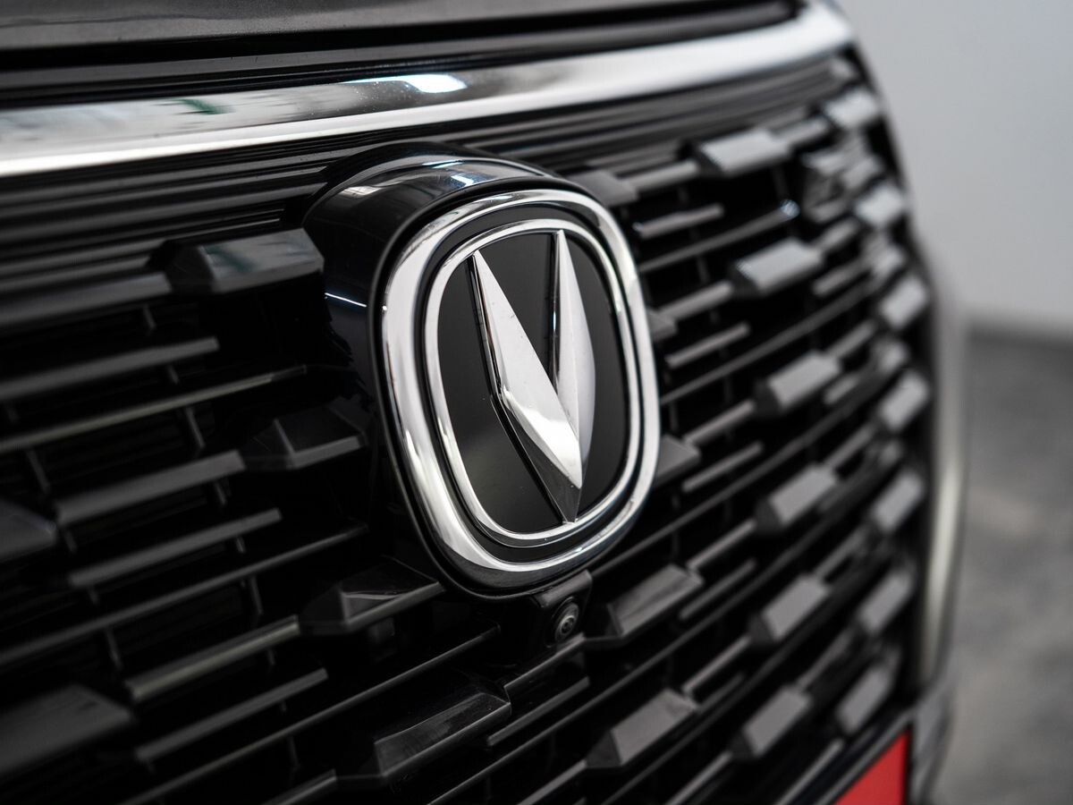 Changan CS75 2023 - фото автомобиля