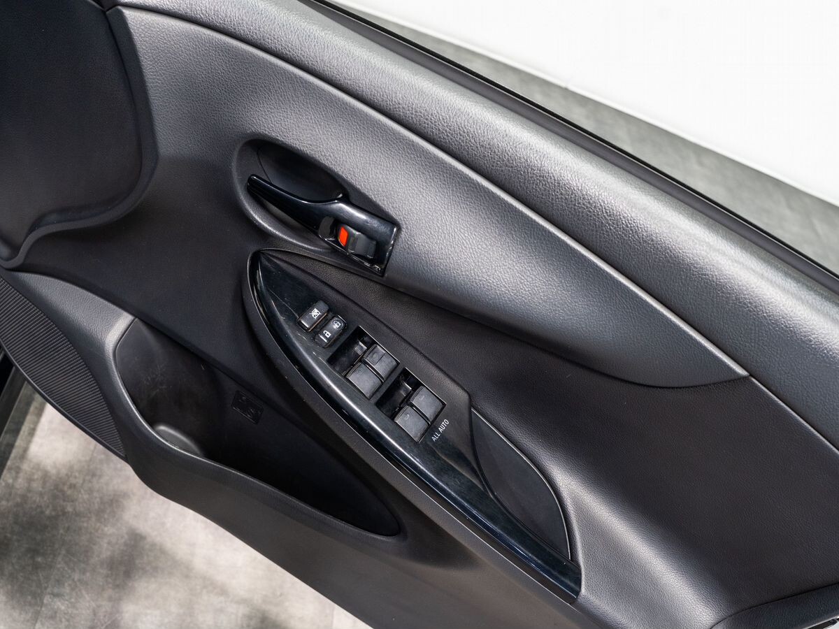 Toyota Corolla Fielder 2009 - фото автомобиля