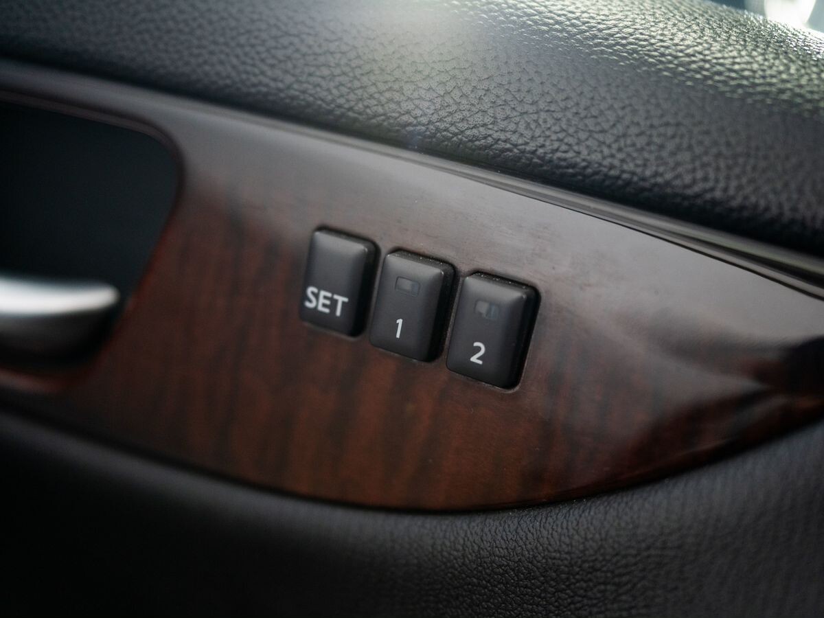 Infiniti EX25 2012 - фото автомобиля