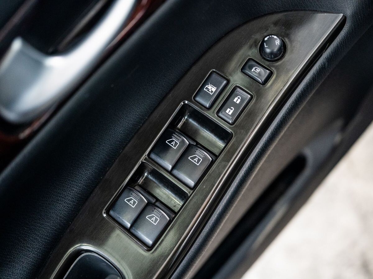 Infiniti EX25 2012 - фото автомобиля