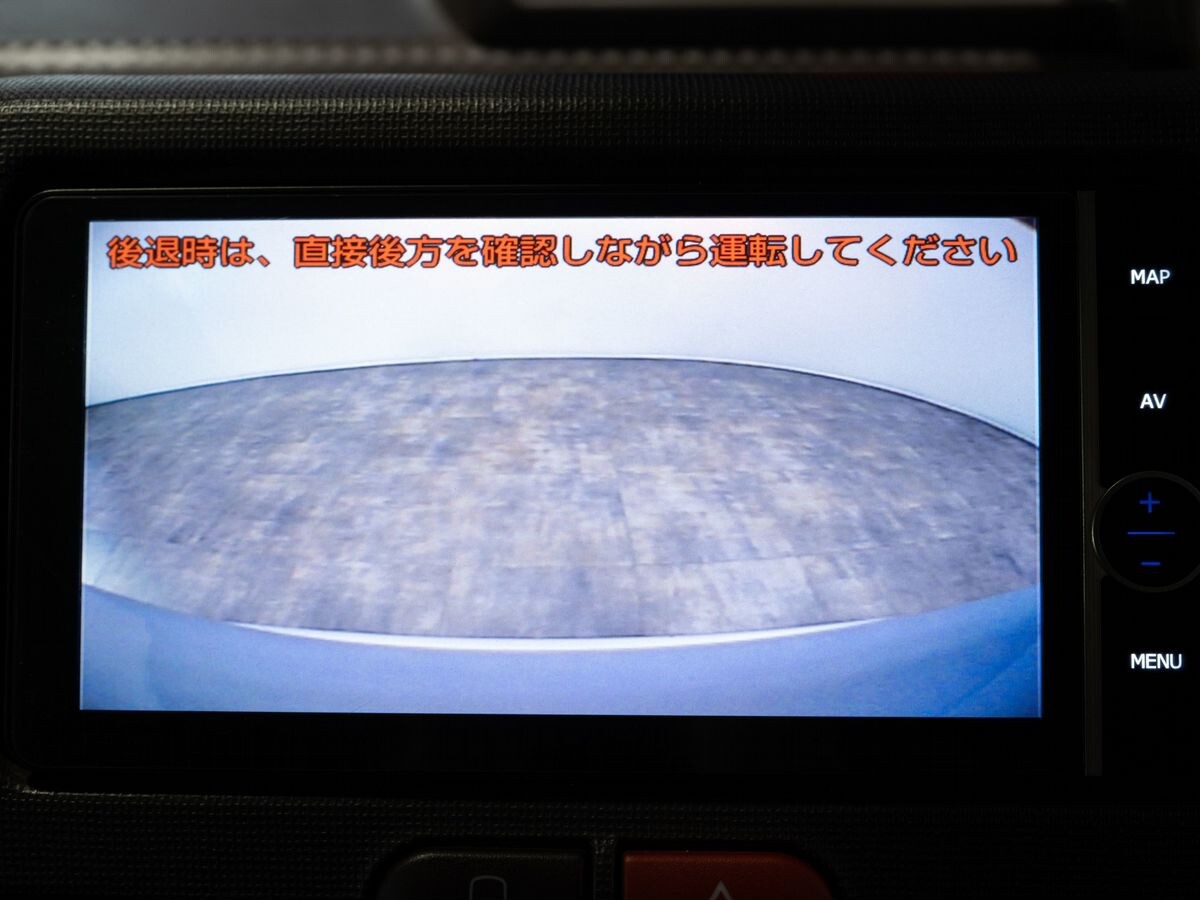 Toyota Spade 2013 - фото автомобиля