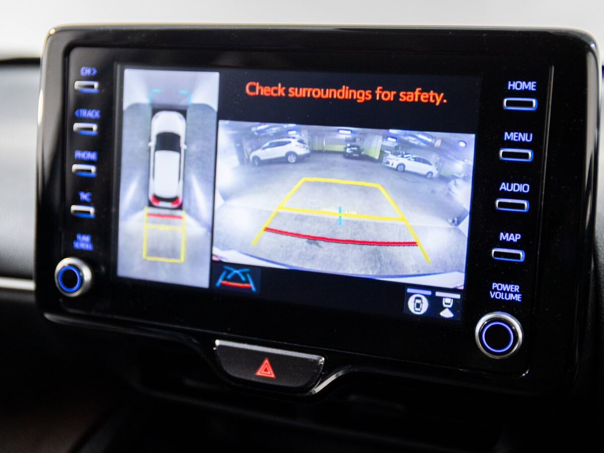 Toyota Yaris Cross 2021 - фото автомобиля