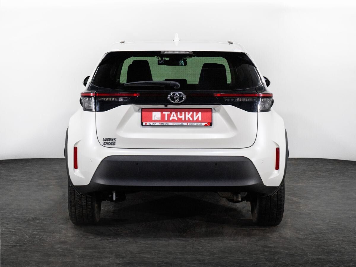 Toyota Yaris Cross 2021 - фото автомобиля