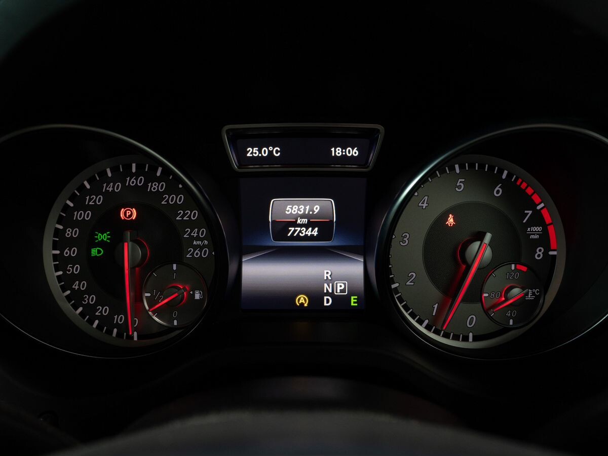 Mercedes-Benz CLA-Class 2015 - фото автомобиля