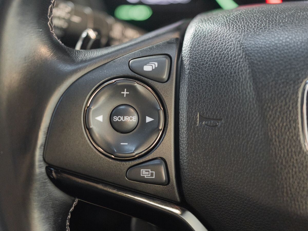 Honda Vezel 2017 - фото автомобиля