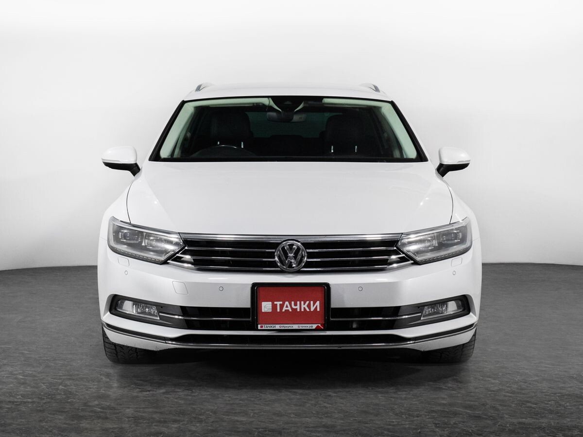 Volkswagen Passat 2017 - фото автомобиля