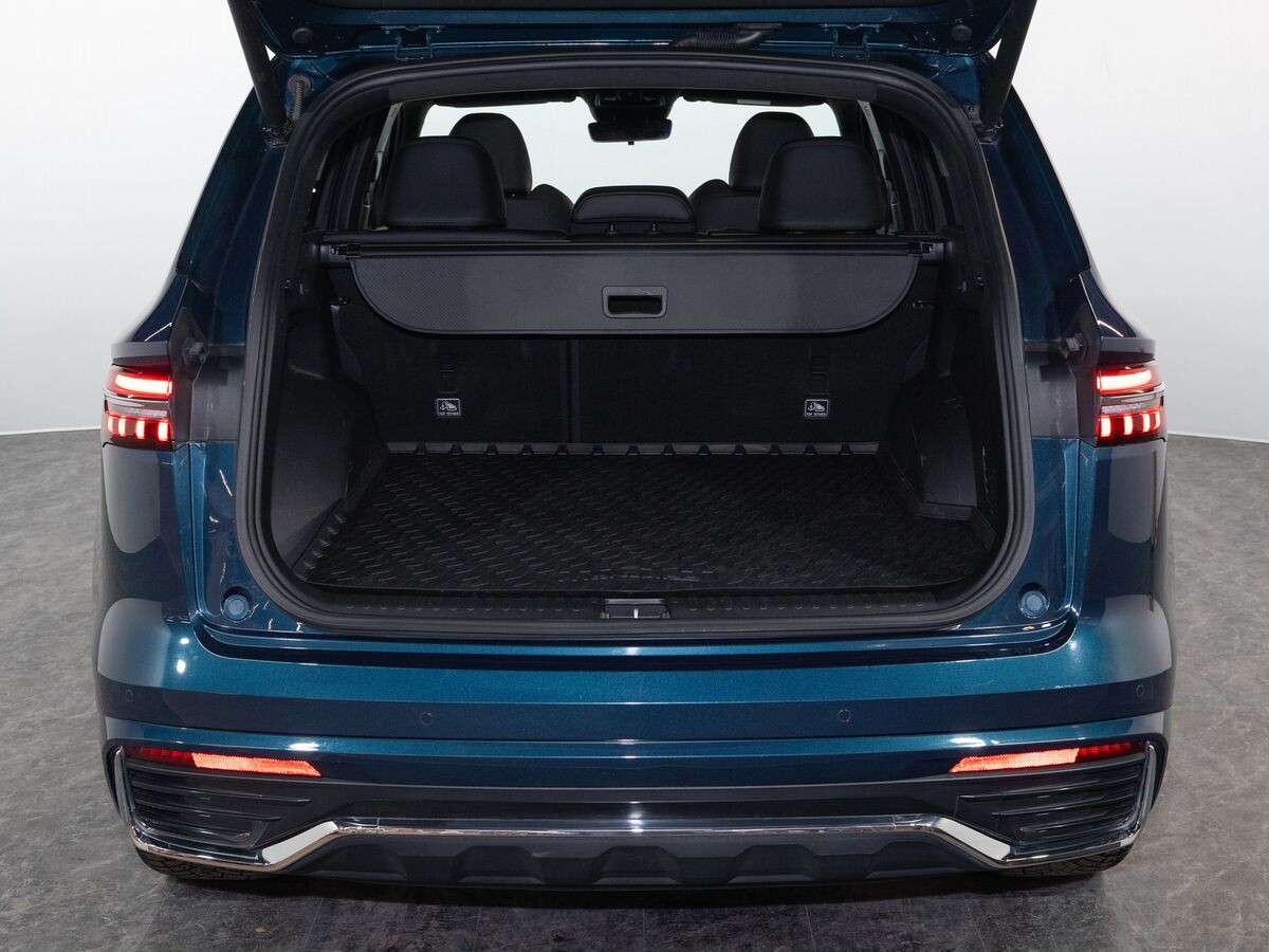 Geely Monjaro 2022 - фото автомобиля