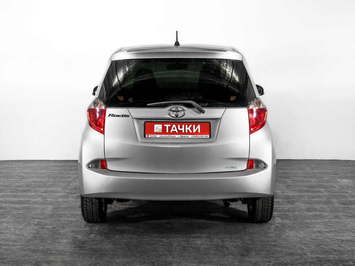 Toyota Ractis 2011 - фото автомобиля