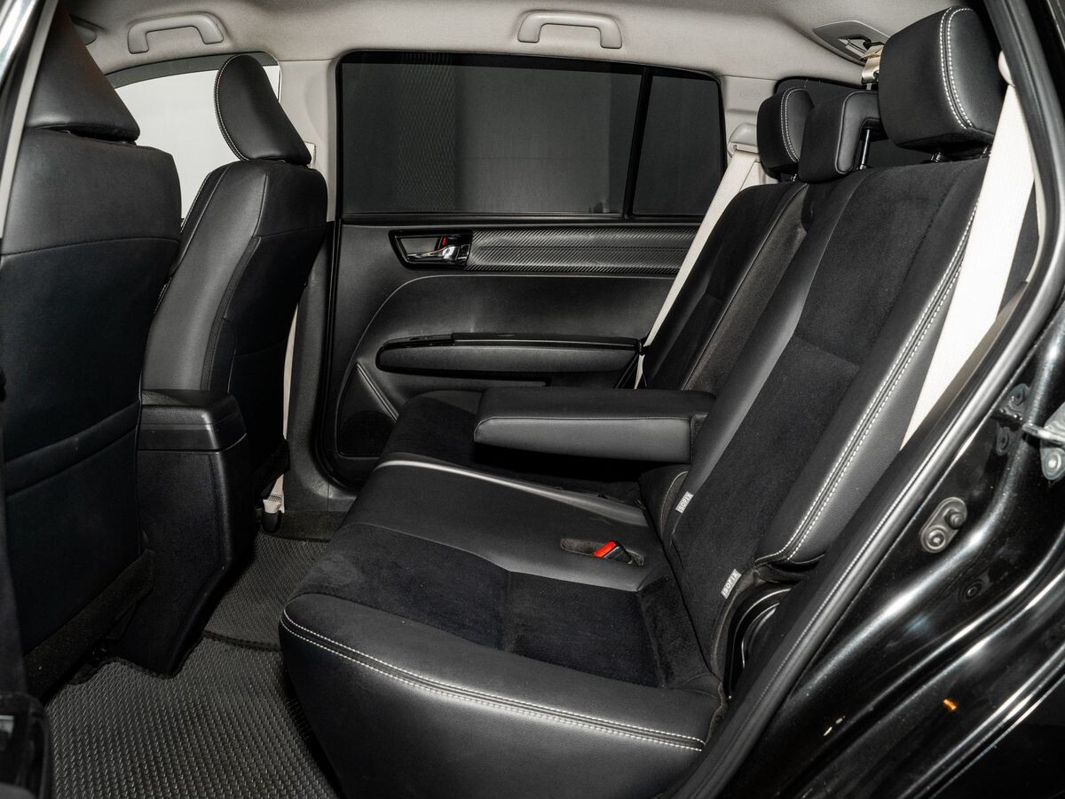 Toyota Corolla Fielder 2014 - фото автомобиля