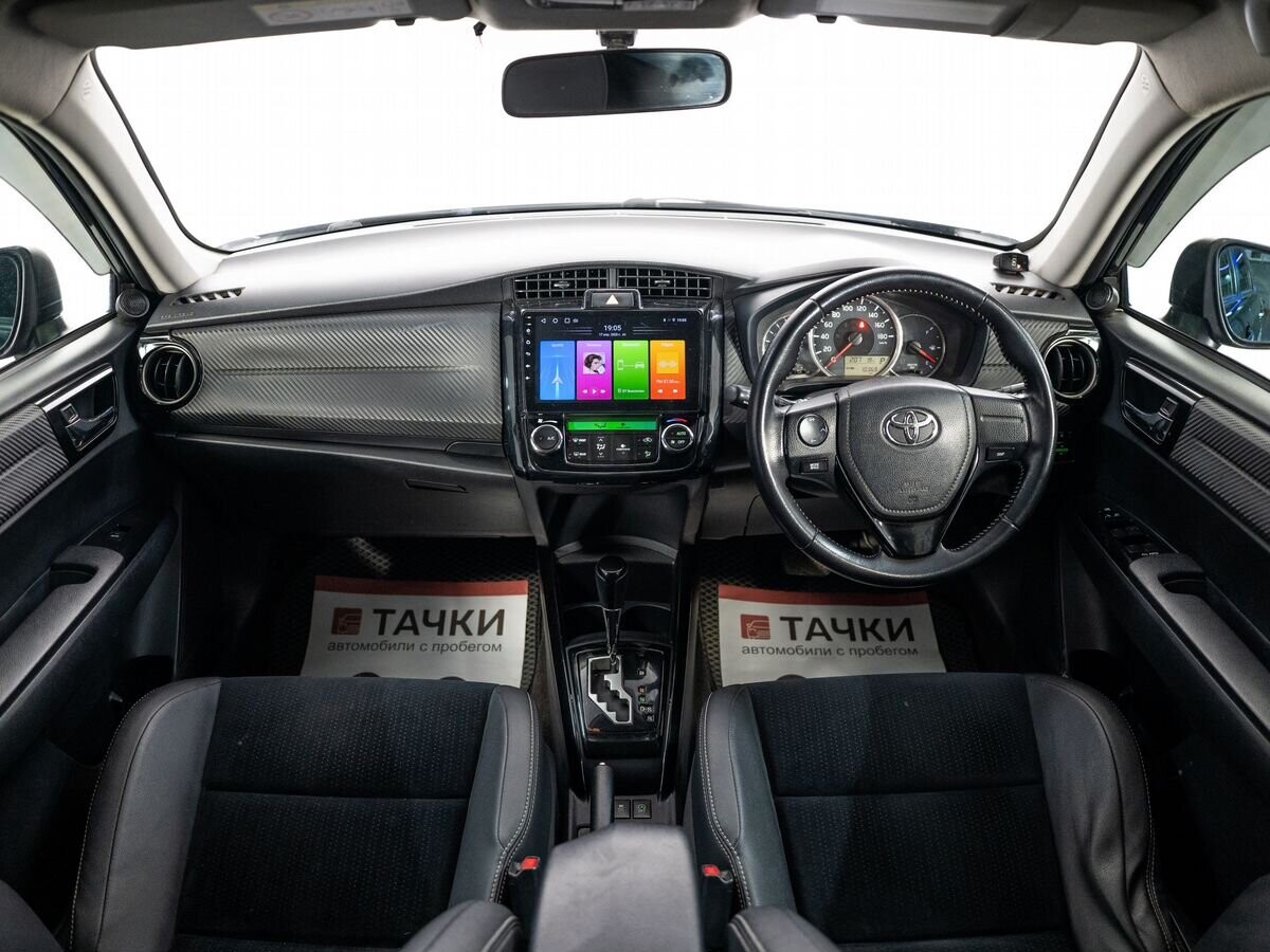 Toyota Corolla Fielder 2014 - фото автомобиля