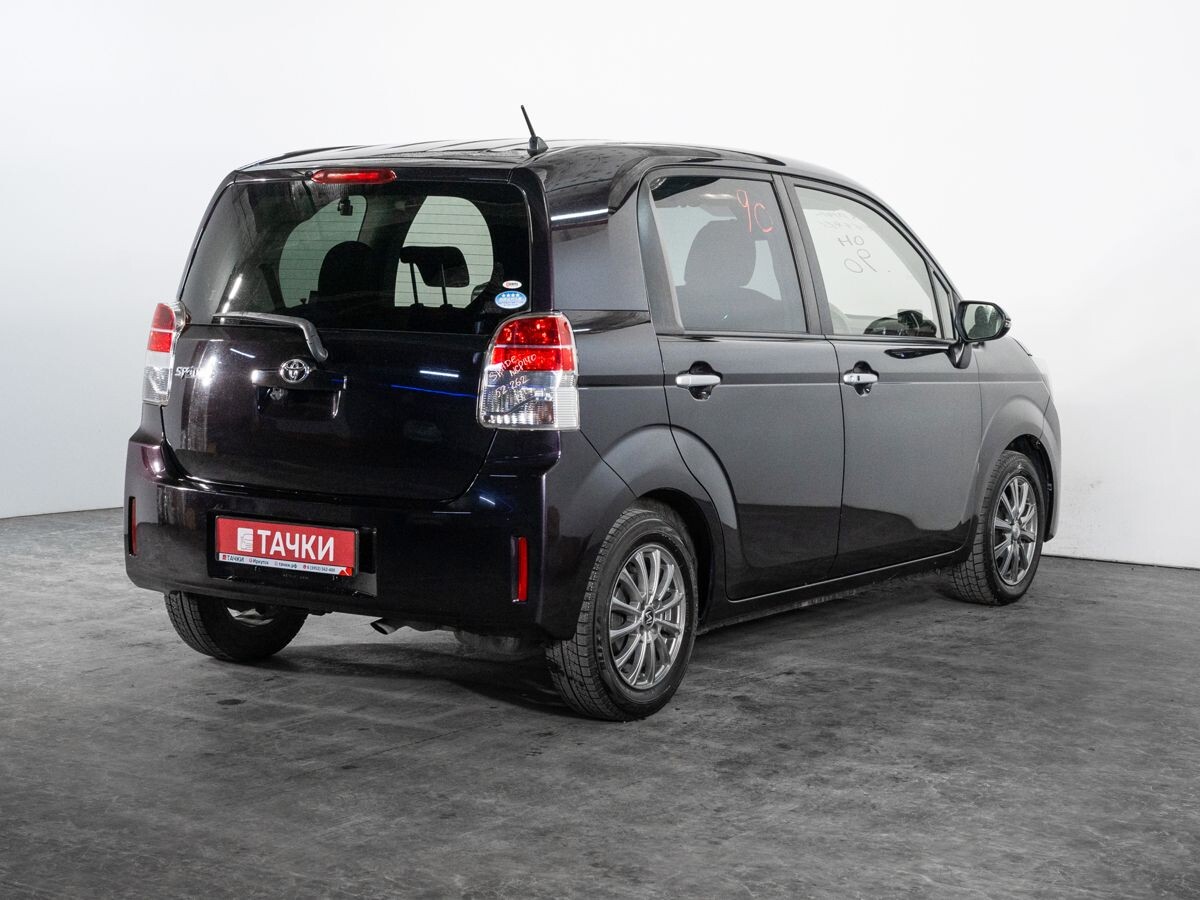 Toyota Spade 2018 - фото автомобиля