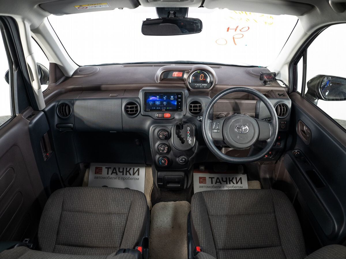 Toyota Spade 2018 - фото автомобиля