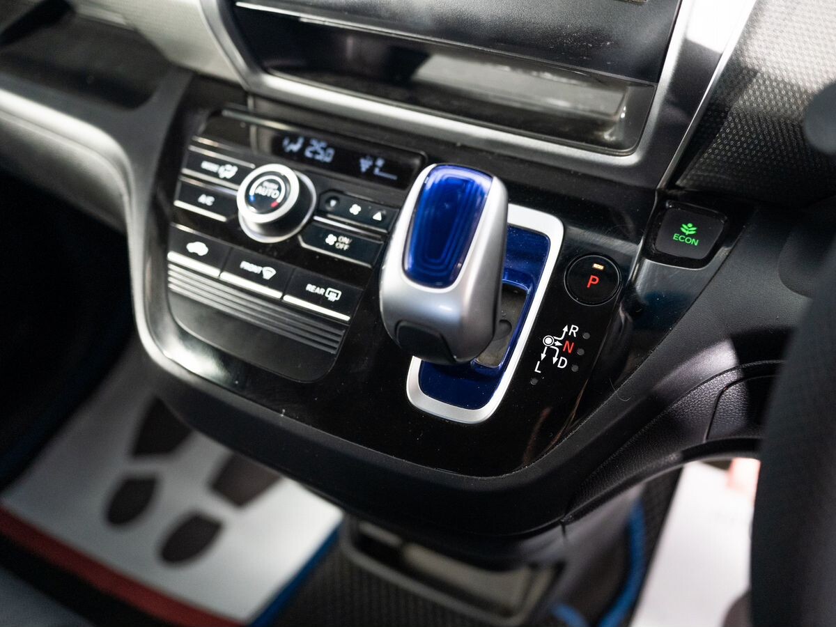 Honda Freed 2016 - фото автомобиля