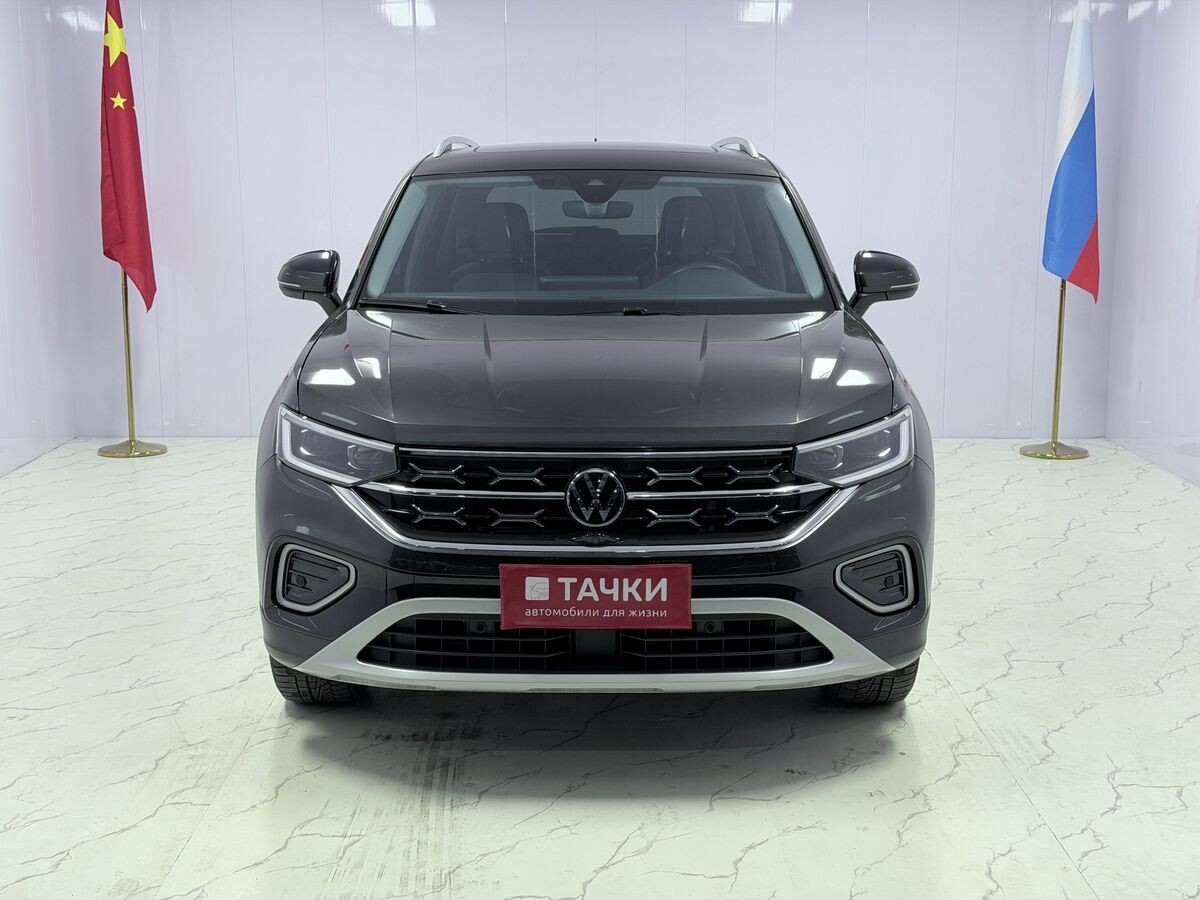 Volkswagen Tayron 2022 - фото автомобиля