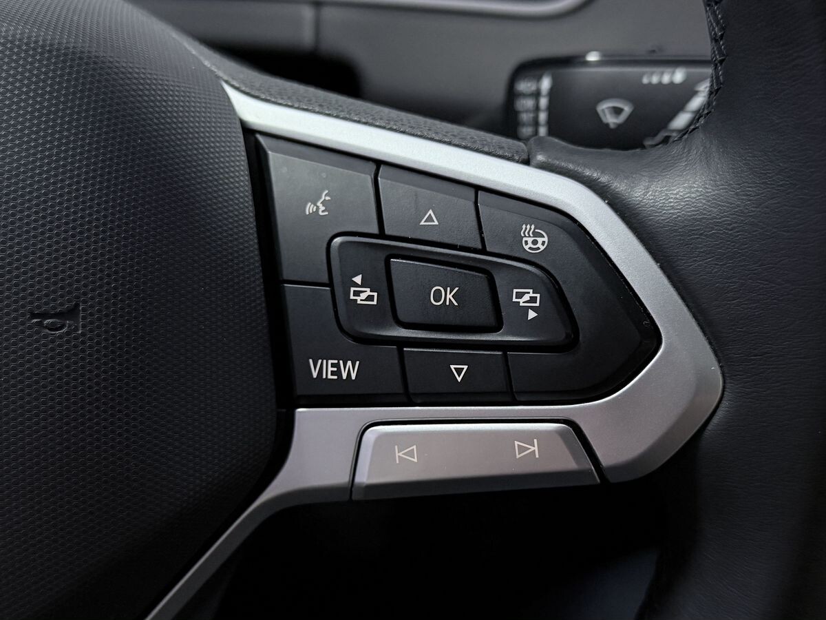 Volkswagen Tayron 2022 - фото автомобиля