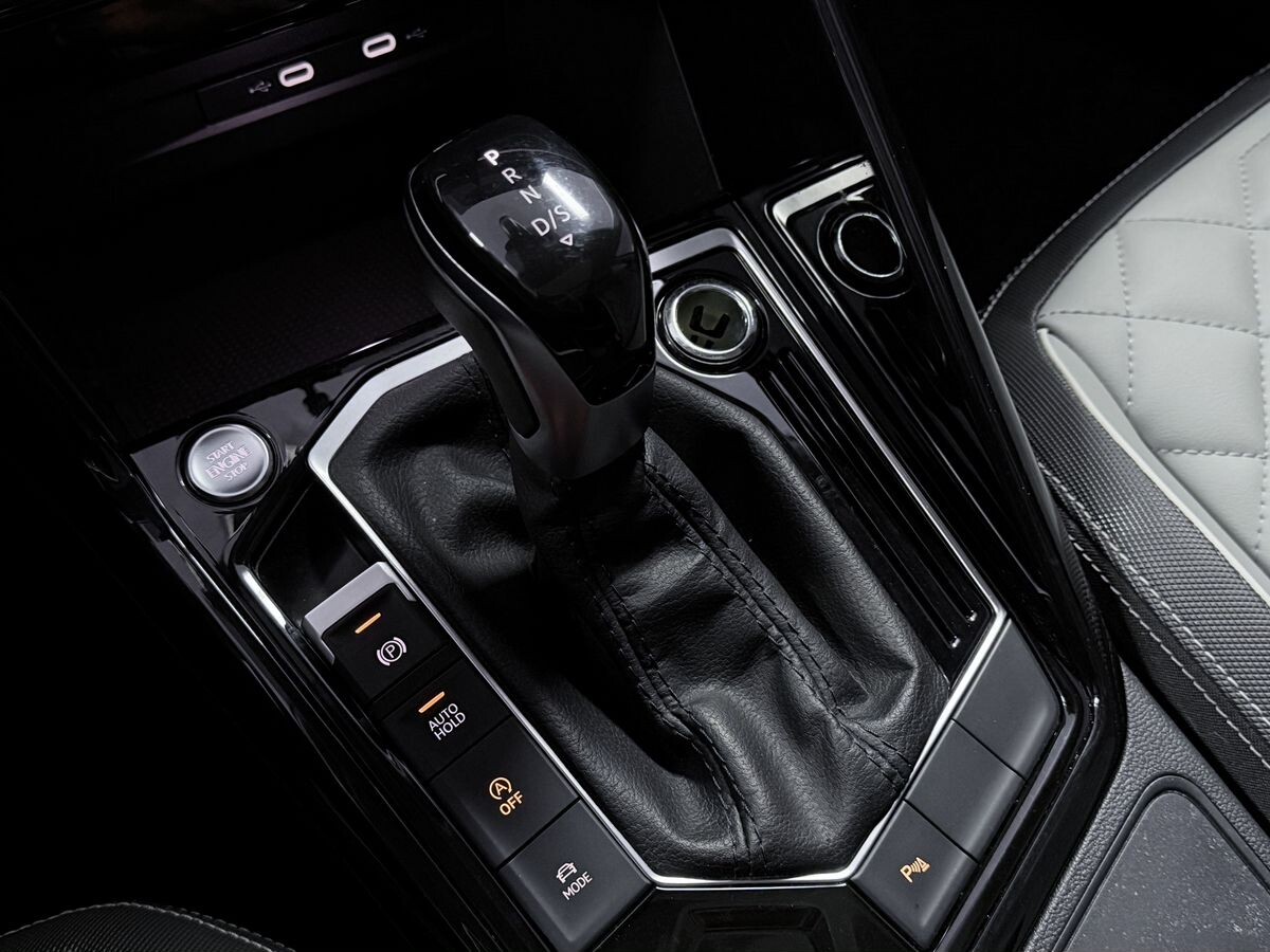 Volkswagen Tayron 2022 - фото автомобиля